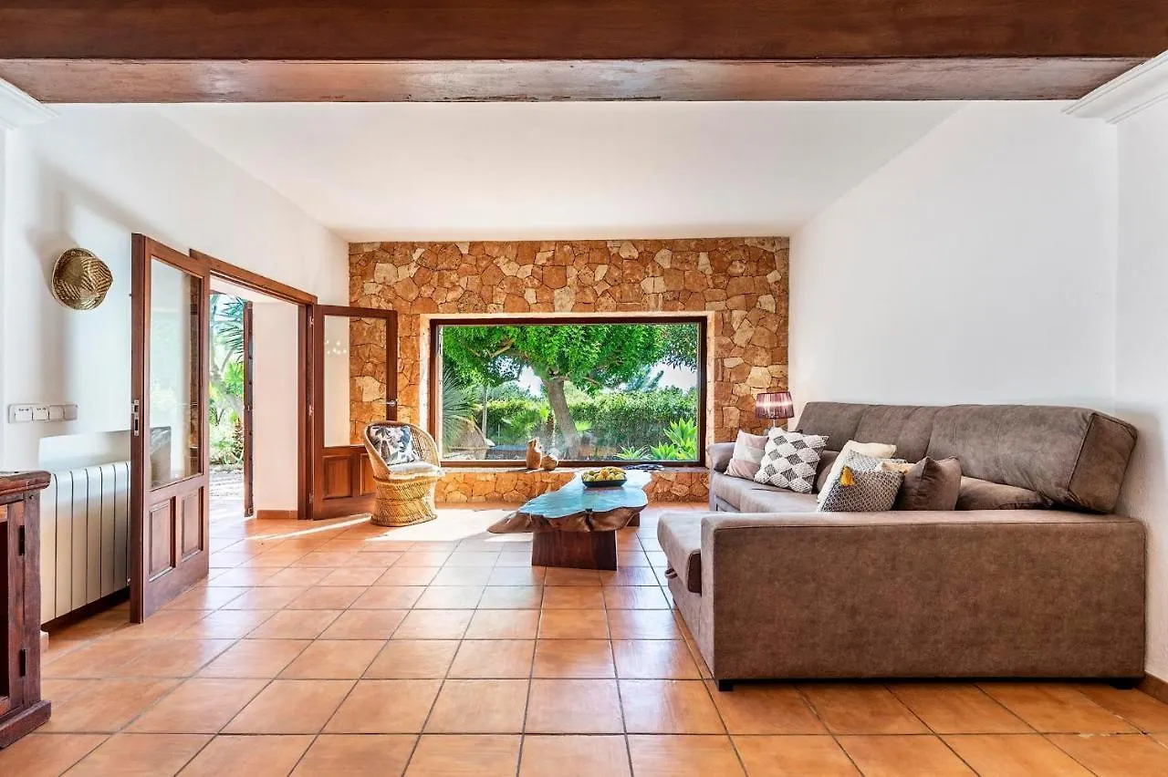Villa Can Joan Simona San José Spanje